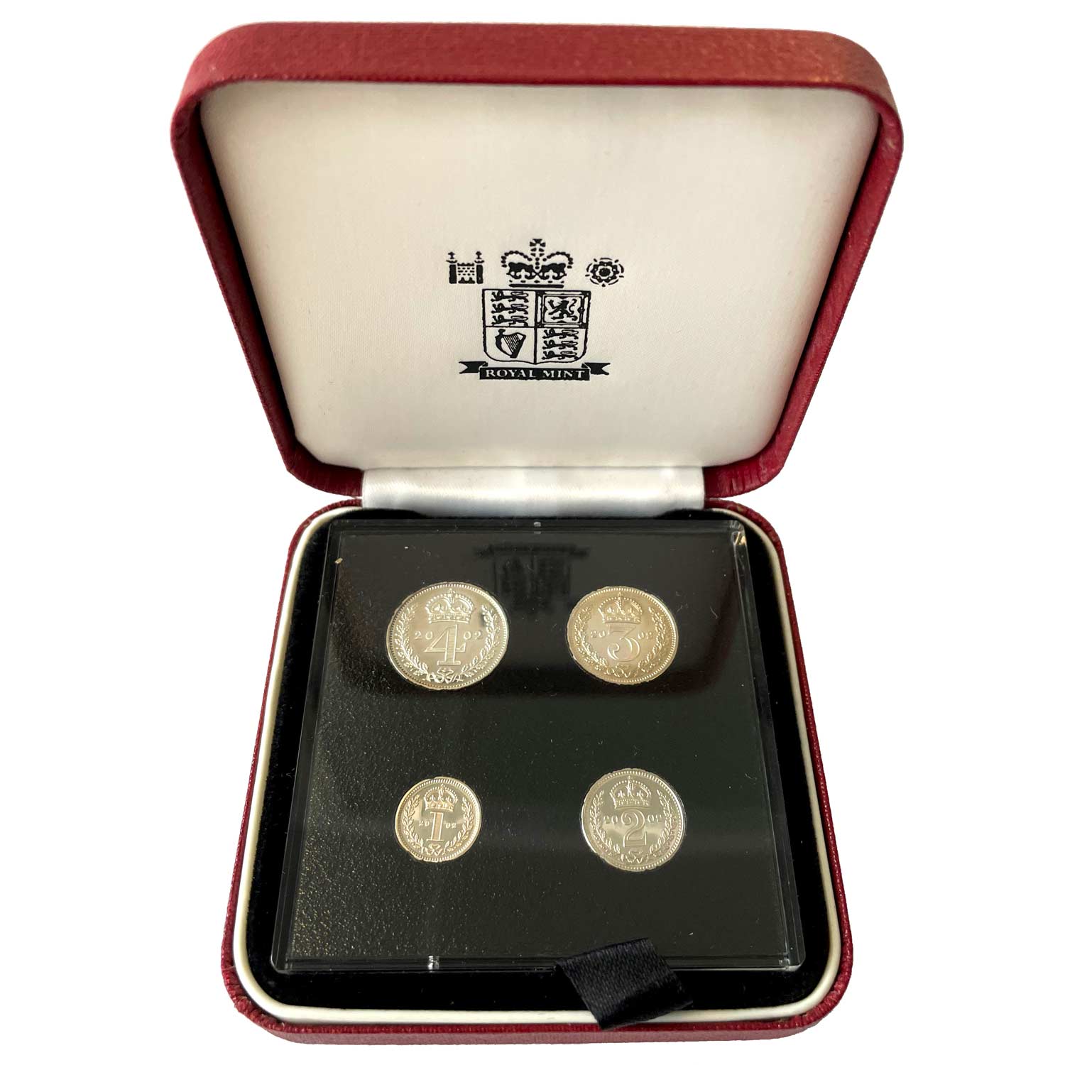 2002 Elizabeth II Maundy Set