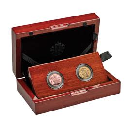 The 95th Birthday of Her Majesty The Queen Premium Birth Year Sovereign Set 