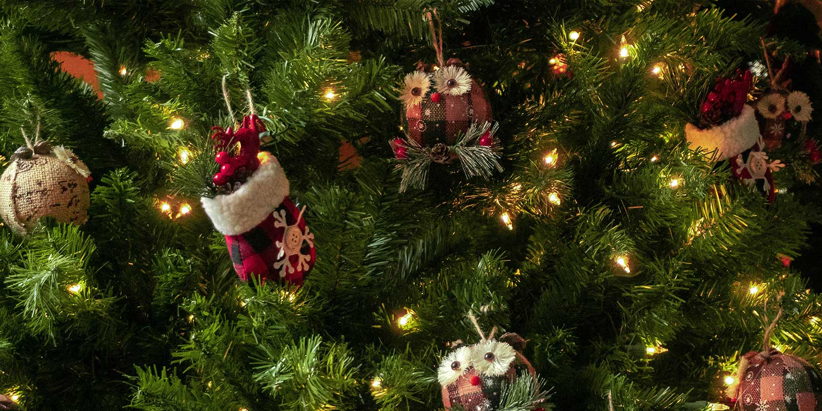 Christmas Traditions and Coins Silver Sixpence The Royal Mint