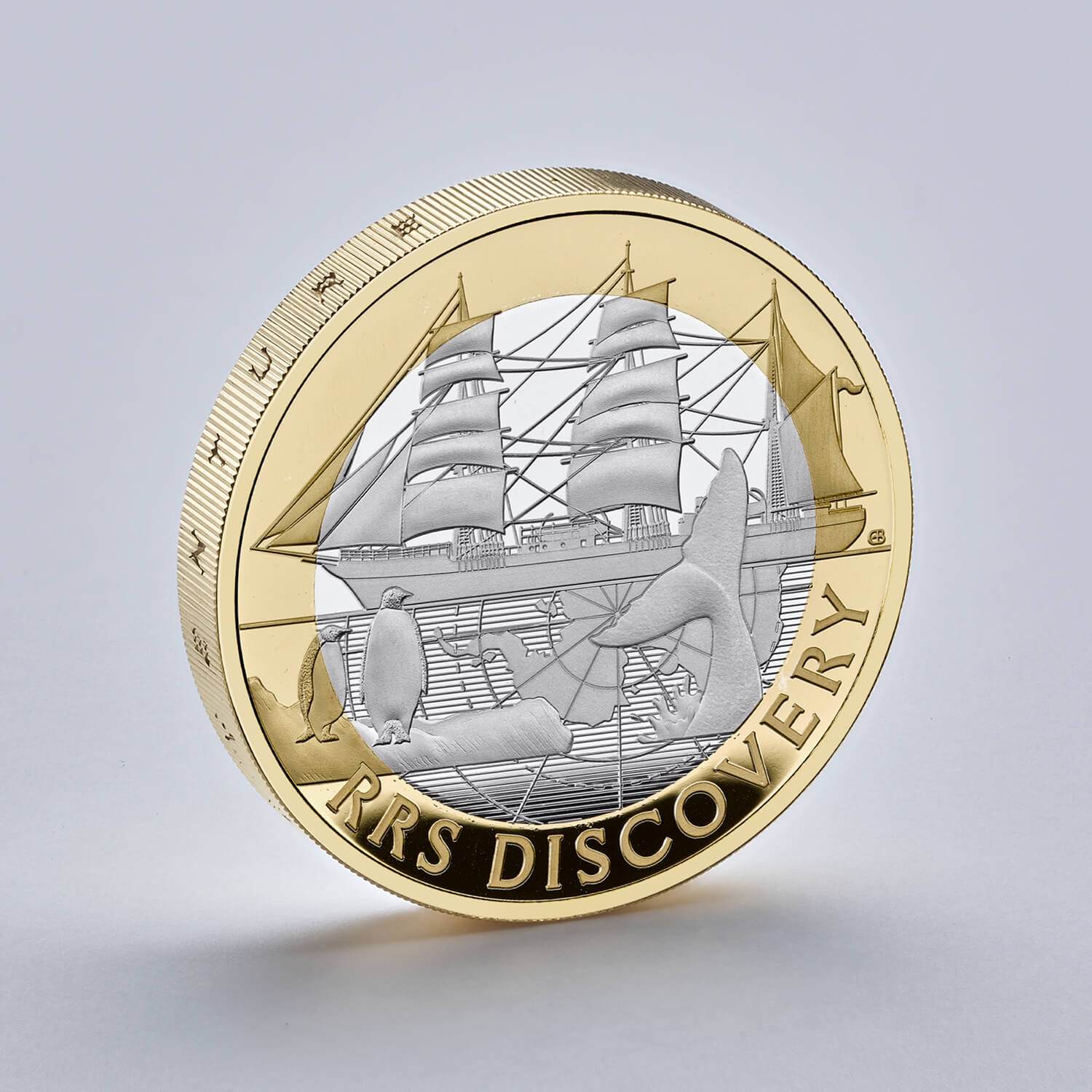 Shaken Not Stirred 2020 UK £5 BU Coin | The Royal Mint