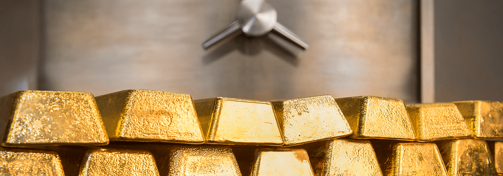 How to safely store gold, silver and platinum