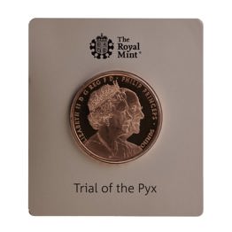Trial of the Pyx The Platinum Wedding of Her Majesty The Queen 2017 UK £5 Gold Proof Coin