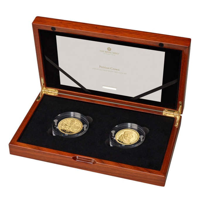 Great Engravers Petition Crown 2023 UK 2oz Gold Proof Two-Coin Set