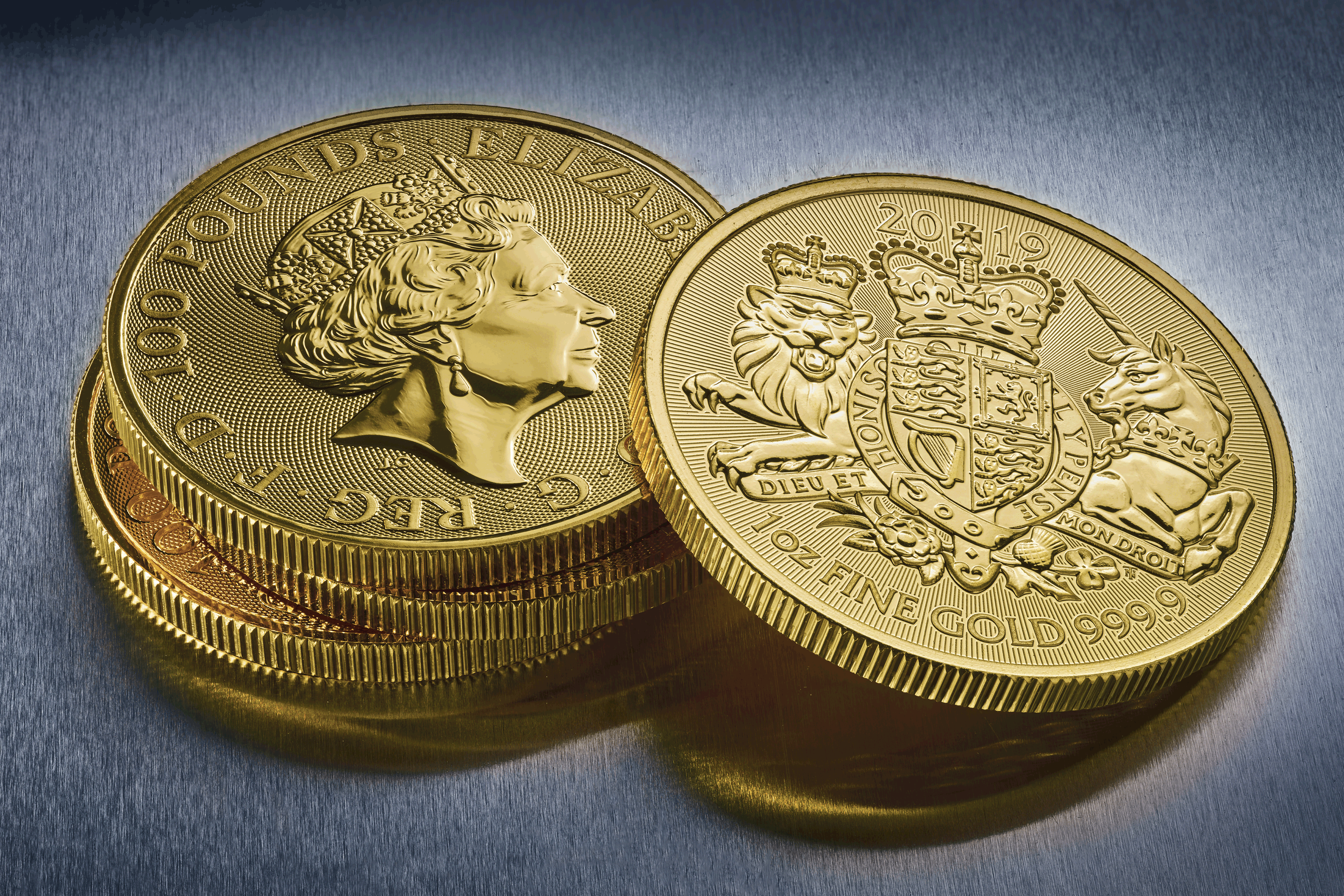The Royal Arms gold 1 ounce coin